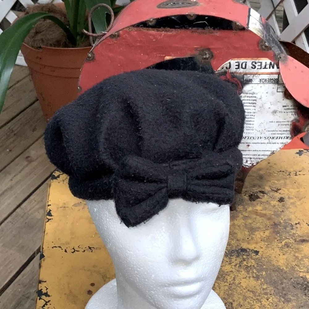 Gap Wool girls hat